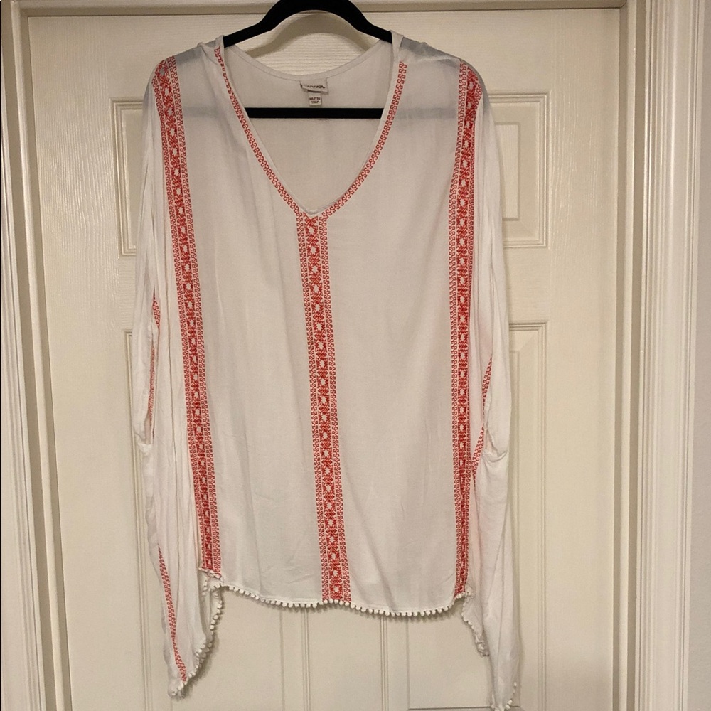 Women’s Embroidered V-Neck Top - White with Coral Trim